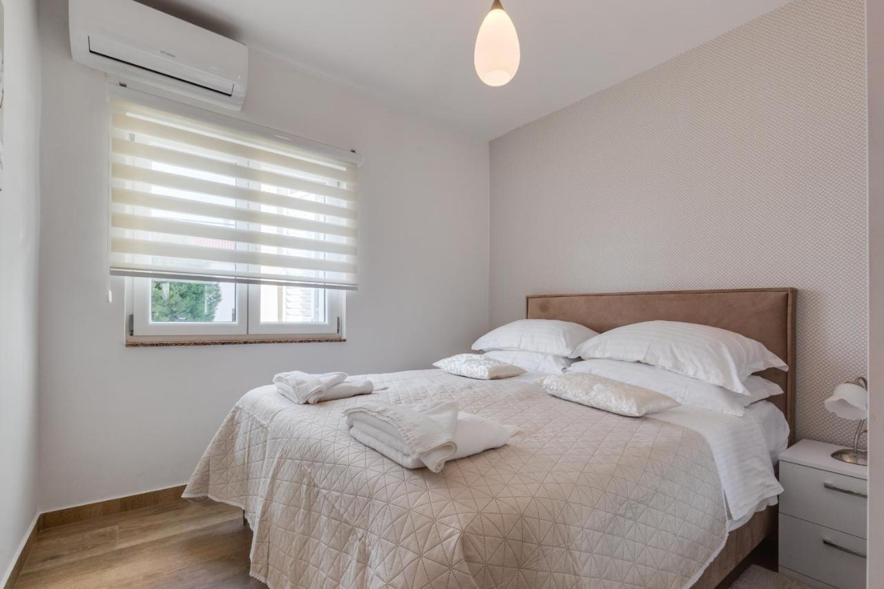 Elegant Two Bedroom Apartment 扎达尔 外观 照片